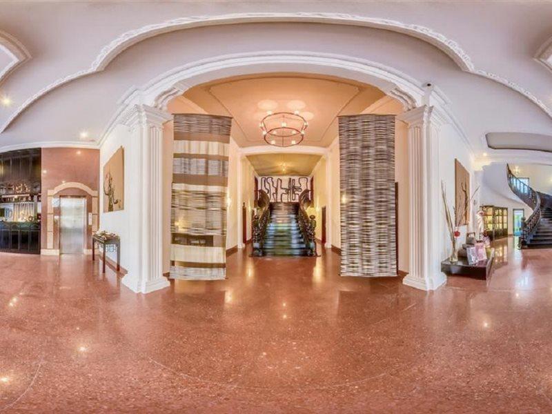 White Mansion 白色公馆 Hotel Phnompen Kültér fotó