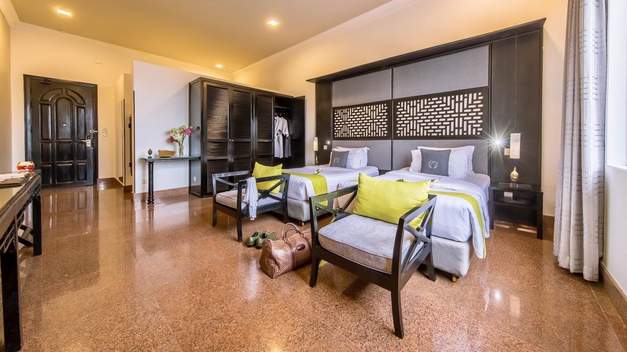 White Mansion 白色公馆 Hotel Phnompen Kültér fotó