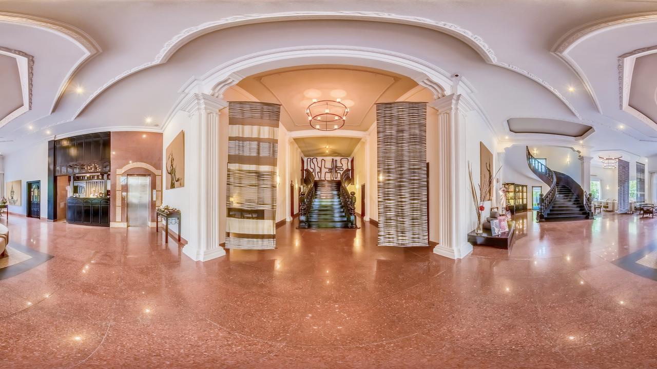 White Mansion 白色公馆 Hotel Phnompen Kültér fotó