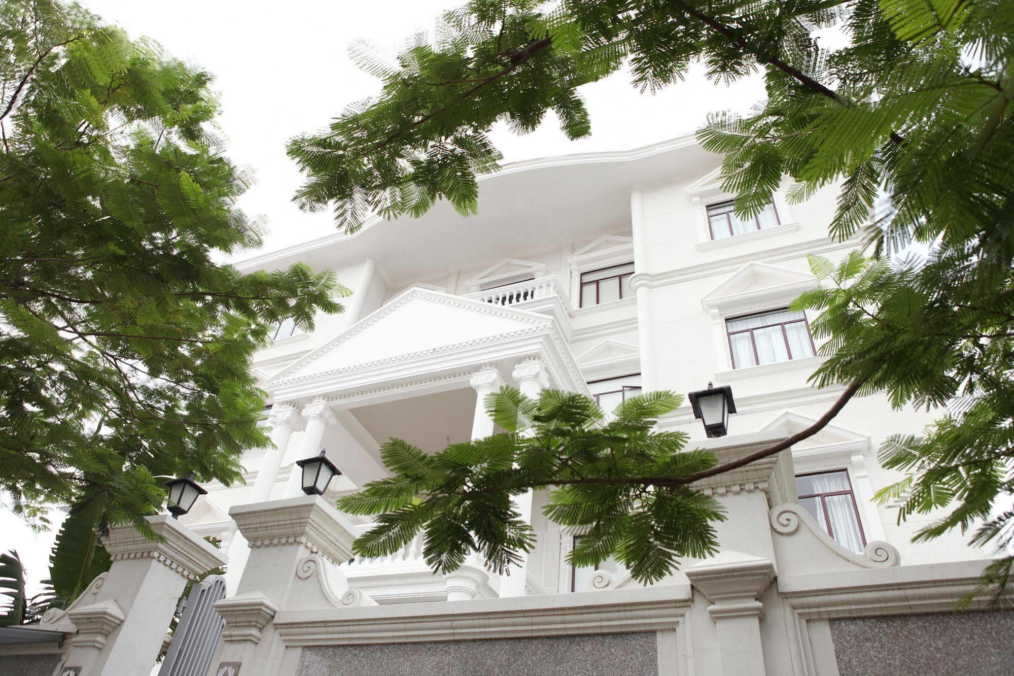 White Mansion 白色公馆 Hotel Phnompen Kültér fotó